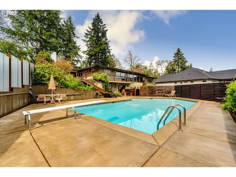 3240 Holiday Drive S Salem OR 97302
