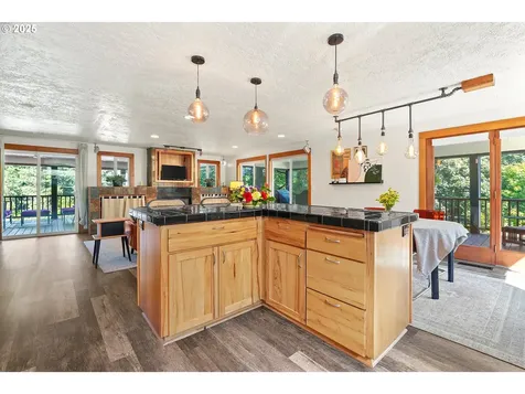 18761 SE El Camino Terrace Damascus OR 97089