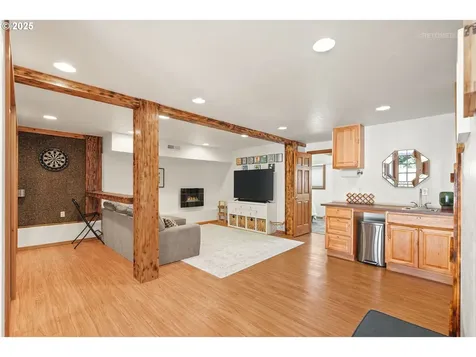 18761 SE El Camino Terrace Damascus OR 97089