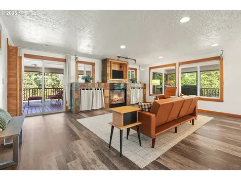 18761 SE El Camino Terrace Damascus OR 97089
