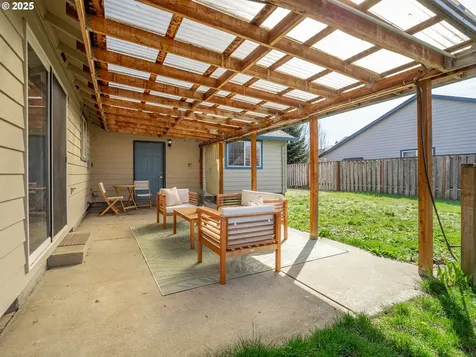2341 NW Shadden Drive Mcminnville OR 97128