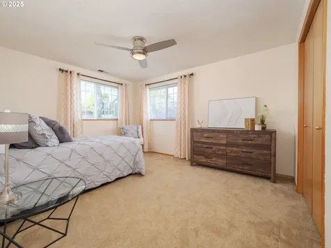 2341 NW Shadden Drive Mcminnville OR 97128