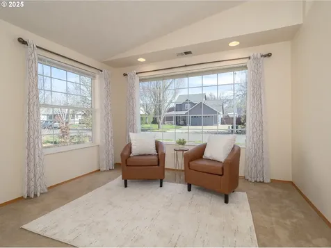 2341 NW Shadden Drive Mcminnville OR 97128