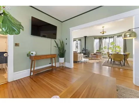 1508 Union Avenue North Bend OR 97459