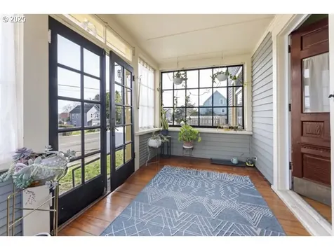 1508 Union Avenue North Bend OR 97459
