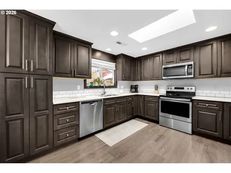1535 SW 201st Avenue Beaverton OR 97003