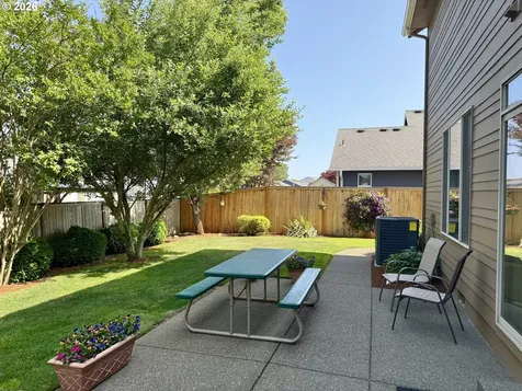 633 June Drive Molalla OR 97038