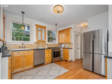 2361 SE 53rd Avenue Portland OR 97215