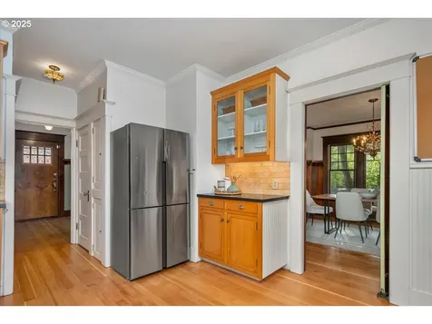 2361 SE 53rd Avenue Portland OR 97215