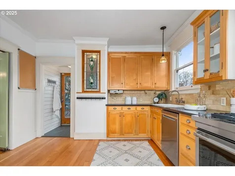 2361 SE 53rd Avenue Portland OR 97215