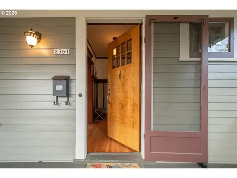 2361 SE 53rd Avenue Portland OR 97215