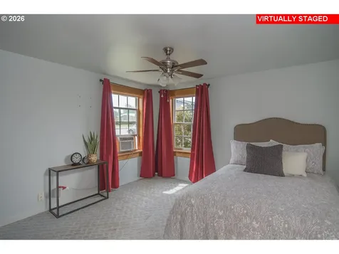 66 NW Cary Street Winston OR 97496