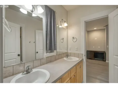 24150 NW Green Mountain Road Banks OR 97106