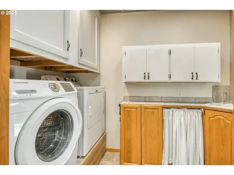 24150 NW Green Mountain Road Banks OR 97106