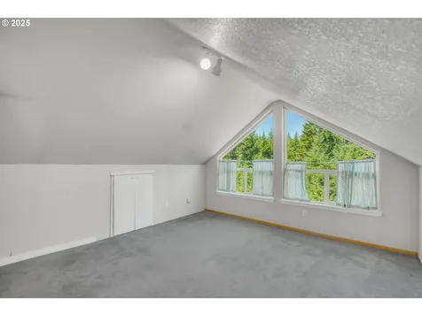 24150 NW Green Mountain Road Banks OR 97106