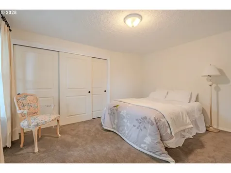 13708 SE 37th Street Vancouver WA 98683