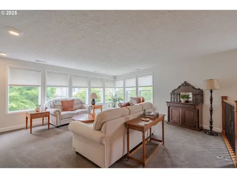 13708 SE 37th Street Vancouver WA 98683