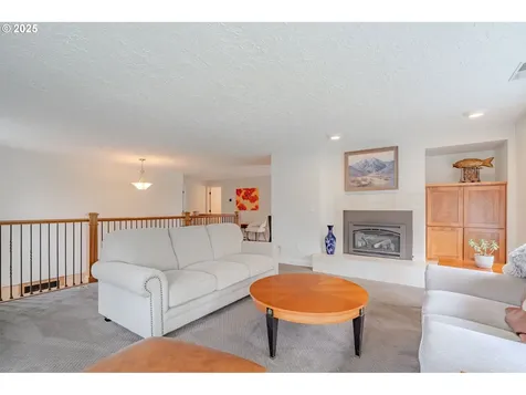 13708 SE 37th Street Vancouver WA 98683