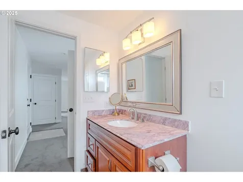 13708 SE 37th Street Vancouver WA 98683