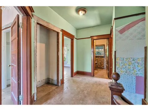 1515 SE Main Street Portland OR 97214