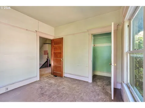 1515 SE Main Street Portland OR 97214