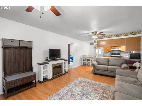 4925 SE 133rd Avenue Portland OR 97236