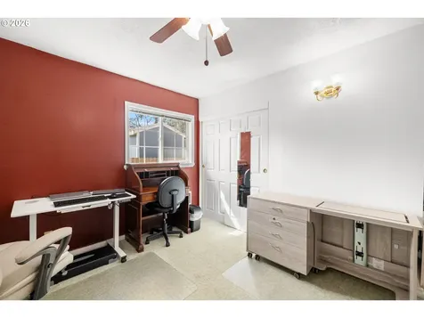 4925 SE 133rd Avenue Portland OR 97236