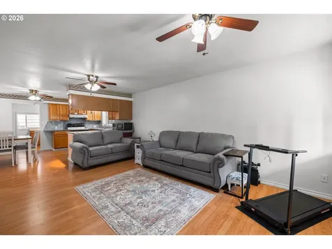 4925 SE 133rd Avenue Portland OR 97236