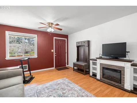 4925 SE 133rd Avenue Portland OR 97236