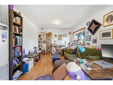 344 E 14th Avenue Eugene OR 97401