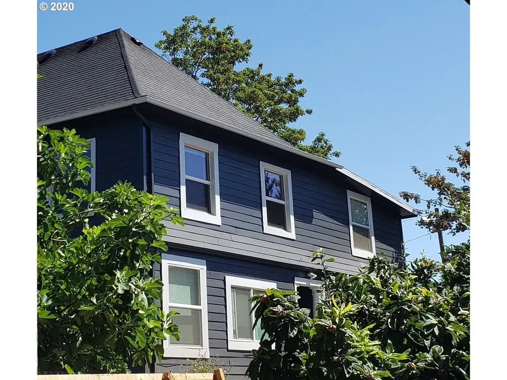 112 W 21st Street Vancouver WA 98660