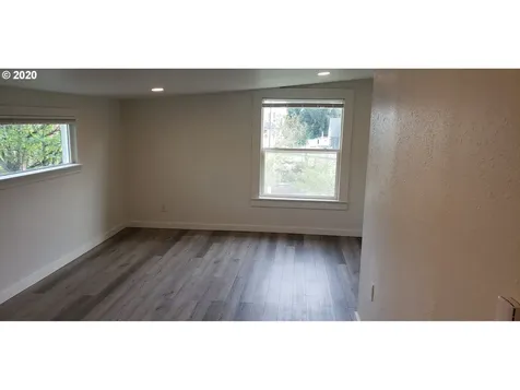 112 W 21st Street Vancouver WA 98660
