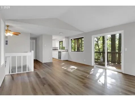 2757 Kismet Way Eugene OR 97405