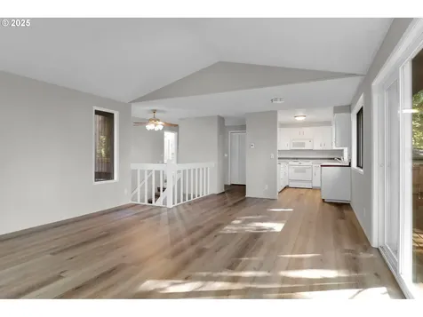 2757 Kismet Way Eugene OR 97405