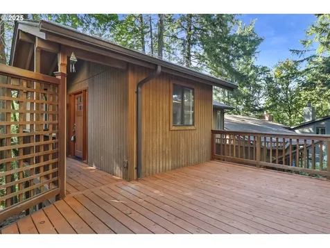 2757 Kismet Way Eugene OR 97405