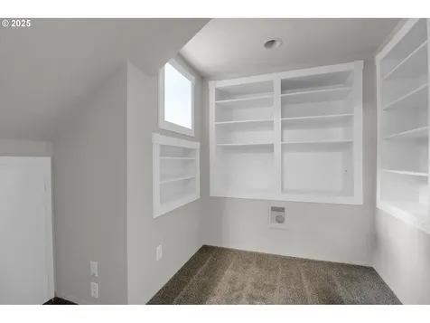 2757 Kismet Way Eugene OR 97405