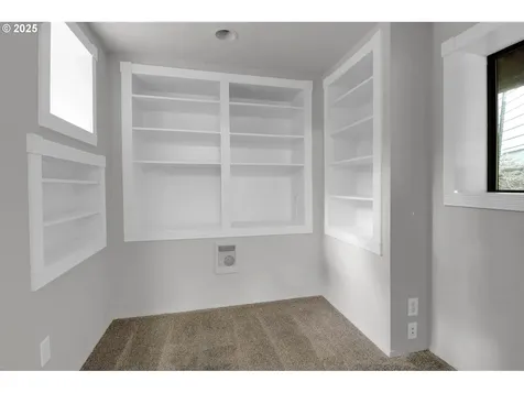2757 Kismet Way Eugene OR 97405
