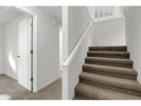 2757 Kismet Way Eugene OR 97405