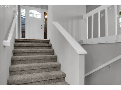 2757 Kismet Way Eugene OR 97405