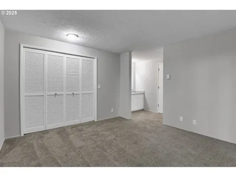 2757 Kismet Way Eugene OR 97405