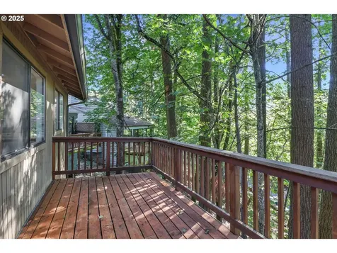 2757 Kismet Way Eugene OR 97405