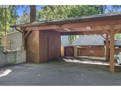 2757 Kismet Way Eugene OR 97405