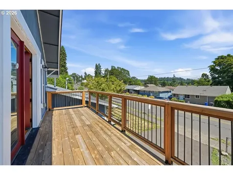340 E Gloucester Street Gladstone OR 97027