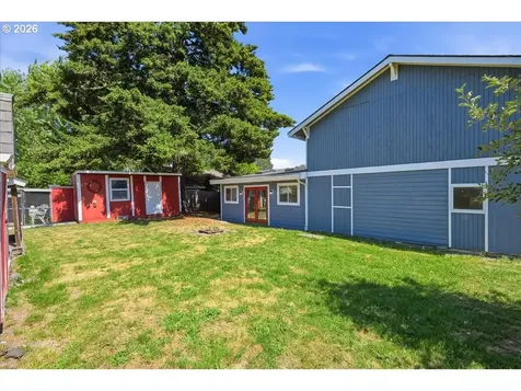 340 E Gloucester Street Gladstone OR 97027