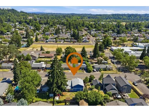 340 E Gloucester Street Gladstone OR 97027