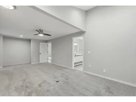 1371 NE Barnes Court Gresham OR 97030
