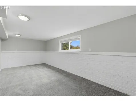 1371 NE Barnes Court Gresham OR 97030