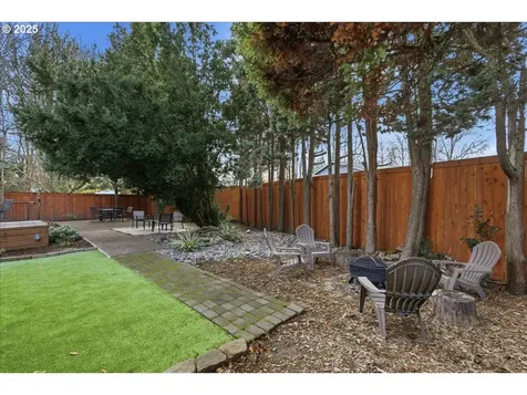 1371 NE Barnes Court Gresham OR 97030