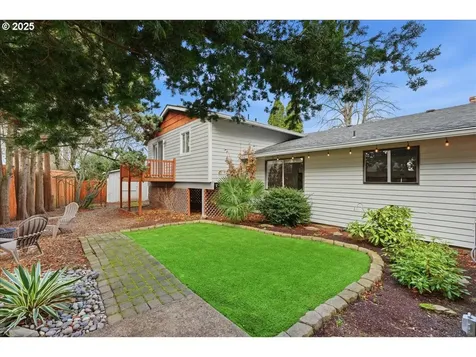 1371 NE Barnes Court Gresham OR 97030