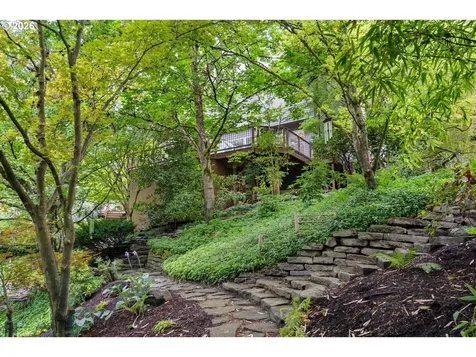 6576 SW Boundary Street Portland OR 97225